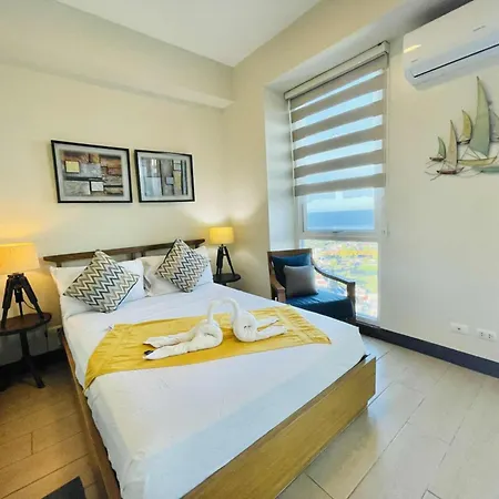 Mactan Newtown Township Staycation With Pool Access