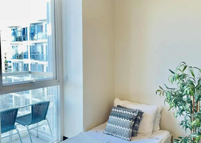 Mactan Newtown Township Staycation With Pool Access アパート
